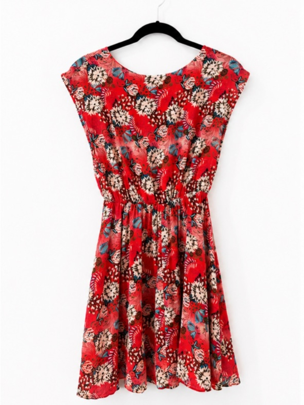Alice + Olivia Red Floral Cap-Sleeve Dress